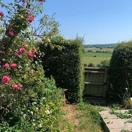 The Garage Getaway Appartement Glastonbury Buitenkant foto